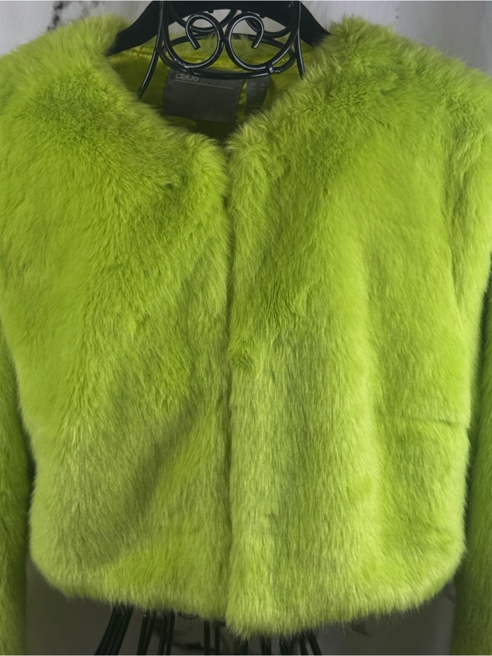 ASOS Faux Fur Cropped Jacket Neon Lime Hook & Eye Front Closure Collarless - Picture 2 of 10